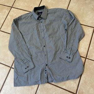 Men's Black and White Checkered Shirt Size Large by Raymond Like Néw